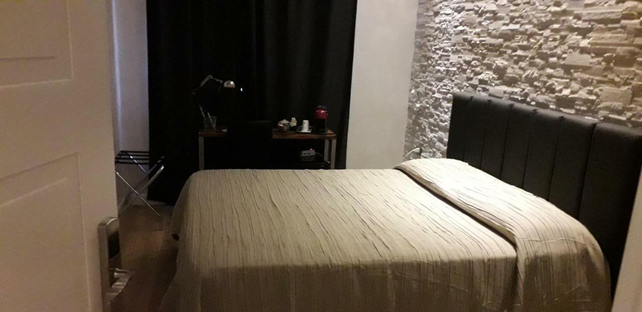 A 2 Passi Da Bed & Breakfast ฟอจเจีย ภายนอก รูปภาพ